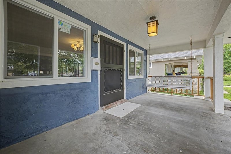 5633 Harrison St, Kansas City, MO 64110