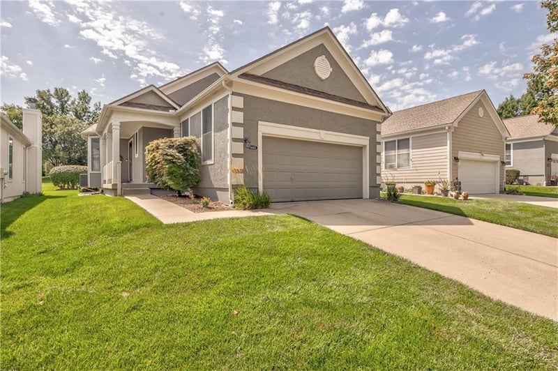 14453 126th St, Olathe, KS 66062