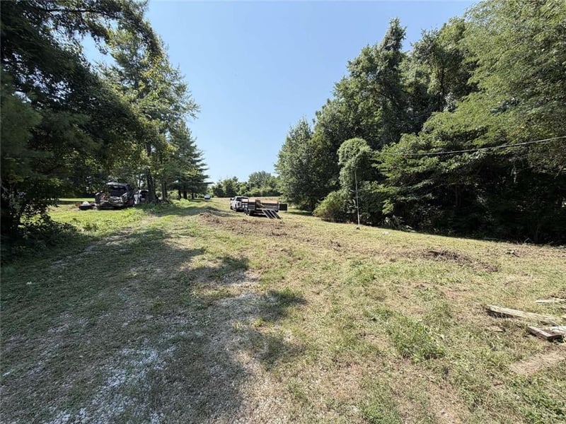 4705 Koger Rd, Sibley, MO 64088