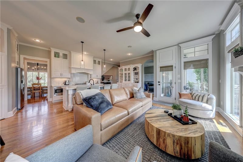 11515 165th Ter, Overland Park, KS 66221