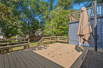 1260 W 72nd St, Kansas City, MO 64114