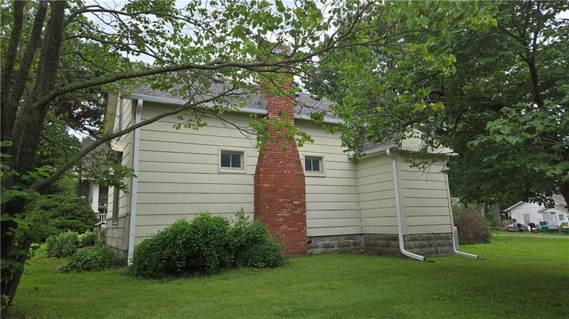 501 Piankishaw St, Paola, KS 66071