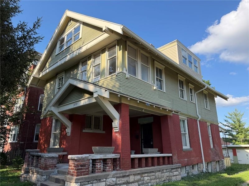 3755 Washington Blvd, Kansas City, MO 64111