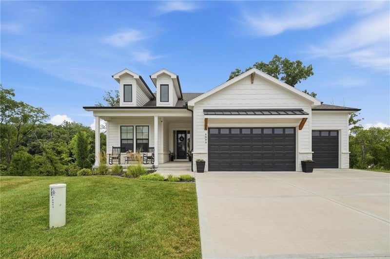 4500 49th Ct, Riverside, MO 64150