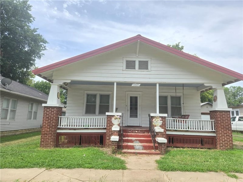 1417 8th St, Independence, KS 67301
