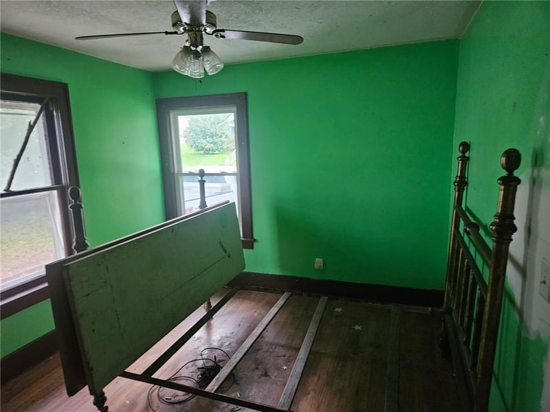 413 22nd St, Higginsville, MO 64037