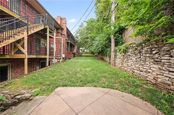 4614 Holly St #3, Kansas City, MO 64112