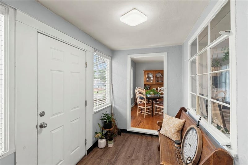 5056 Marvin Rd, Kansas City, MO 64118