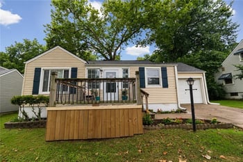 5056 NE Marvin Rd, Kansas City, MO 64118