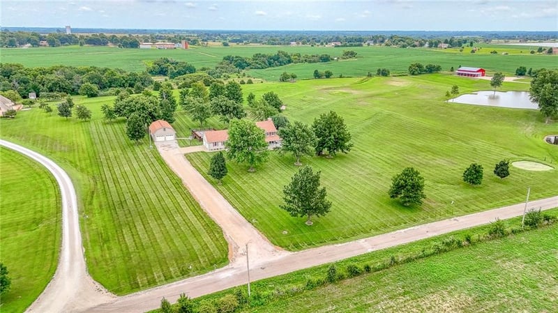 455 1351st Rd, Holden, MO 64040