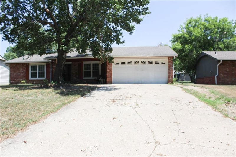 524 6th St, Independence, KS 67301