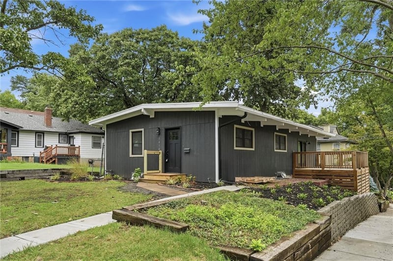 1414 Park Ct, Kansas City, MO 64111