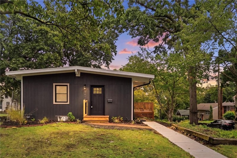 1414 Park Ct, Kansas City, MO 64111