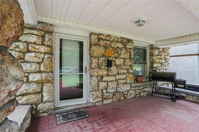 339 Spruce Ave, Kansas City, MO 64124