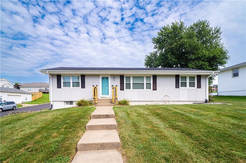 3101 33rd Ter, St Joseph, MO 64503