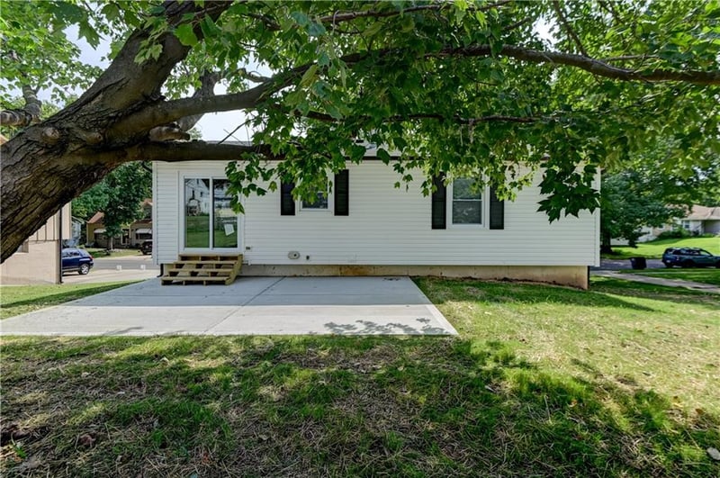 1604 N Emery St, Independence, MO 64050