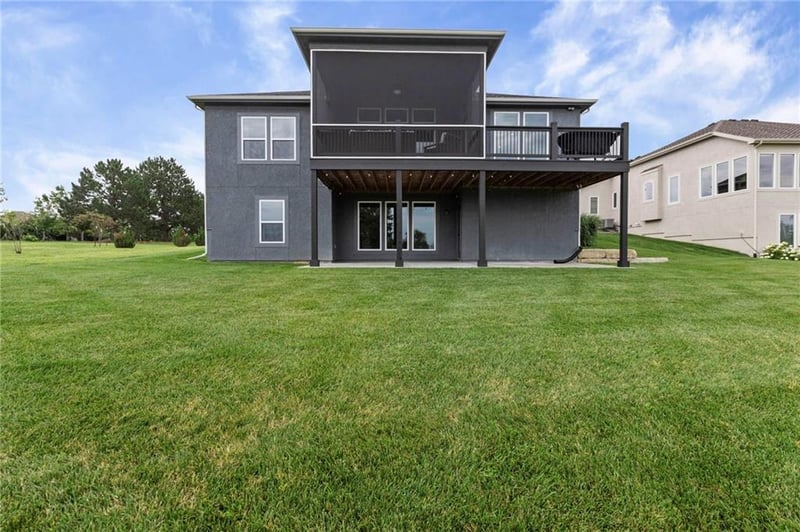 24736 112th St, Olathe, KS 66061