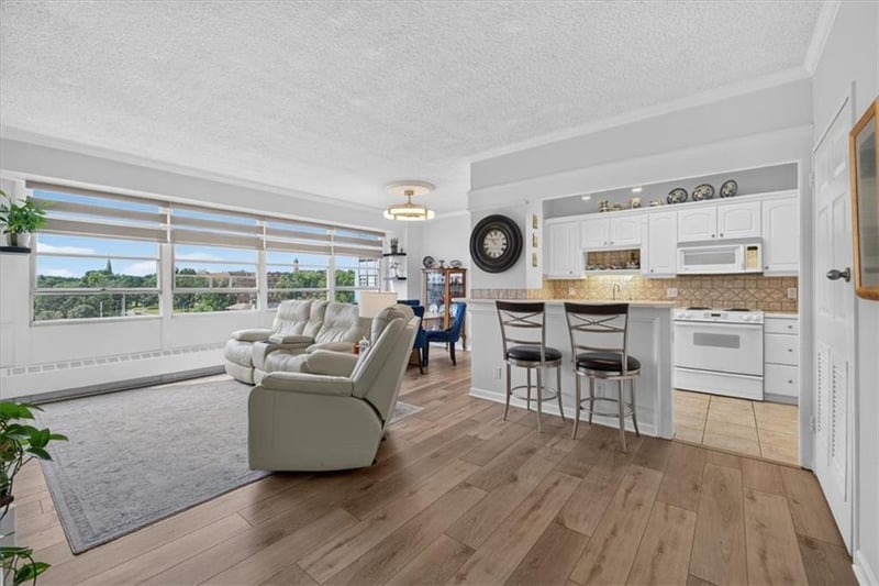 333 Meyer Blvd #714, Kansas City, MO 64113