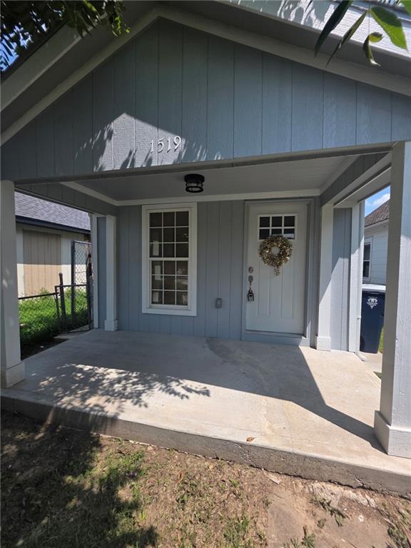 1519 Winchester Ave, Kansas City, MO 64126