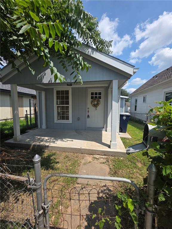 1519 Winchester Ave, Kansas City, MO 64126