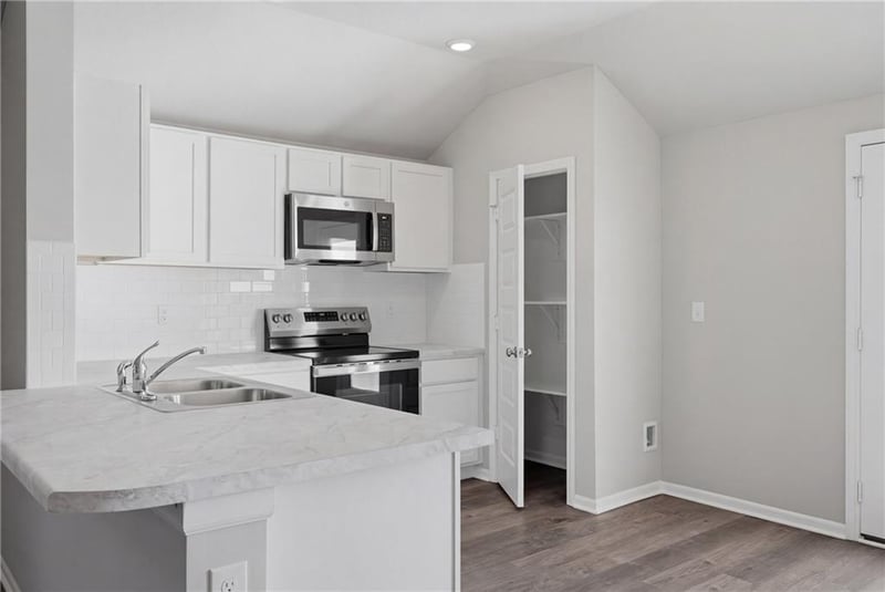 834 Pear St, Gardner, KS 66030