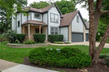 12124 Grand Ave, Kansas City, MO 64145