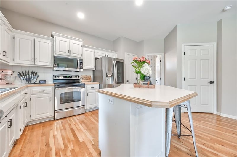 13850 Mullen St, Olathe, KS 66062