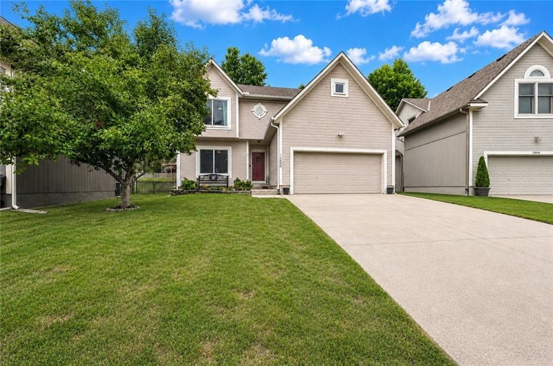 13850 Mullen St, Olathe, KS 66062