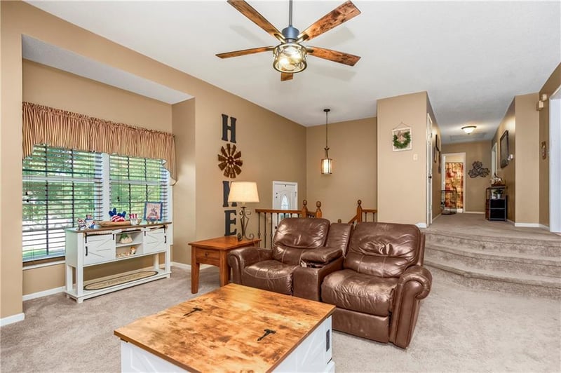 722 Bittersweet Rd, Lansing, KS 66043
