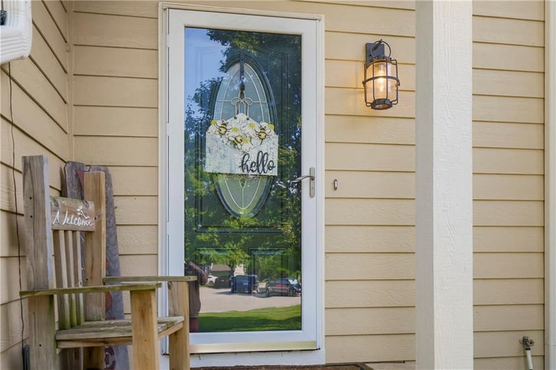722 Bittersweet Rd, Lansing, KS 66043