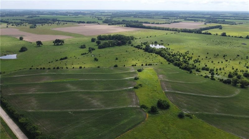 000 4600 Rd, Moran, KS 66755