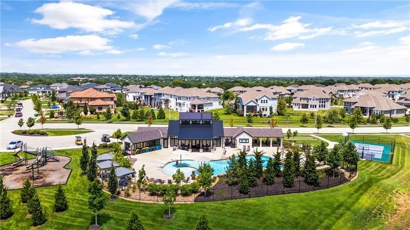 3945 158th Pl, Overland Park, KS 66224