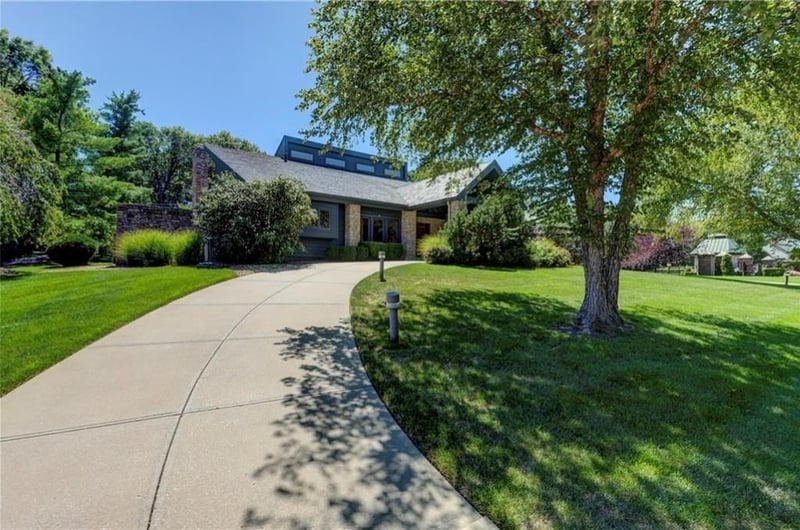 12639 Juniper Cir, Leawood, KS 66209