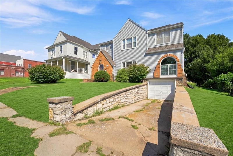202 E Main St, Richmond, MO 64085