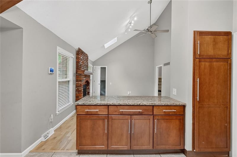 7806 Caenen St, Lenexa, KS 66216