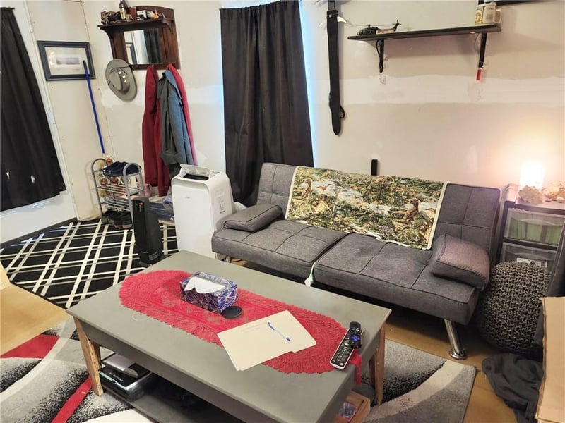 310 Huron Ln, Princeton, MO 64673
