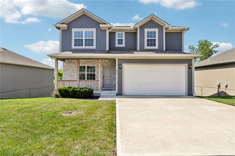802 Pampas St, Pleasant Hill, MO 64080