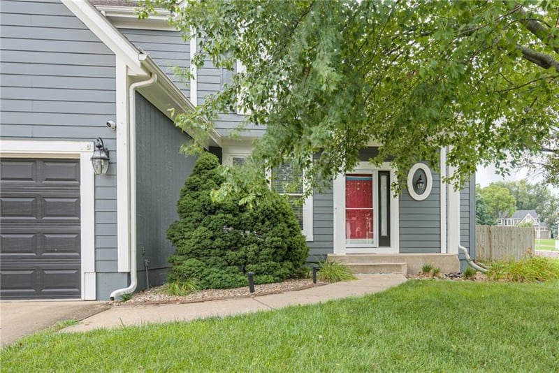 14902 Horton St, Overland Park, KS 66223