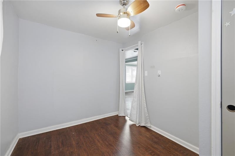 516 SW 13 St, Blue Springs, MO 64015