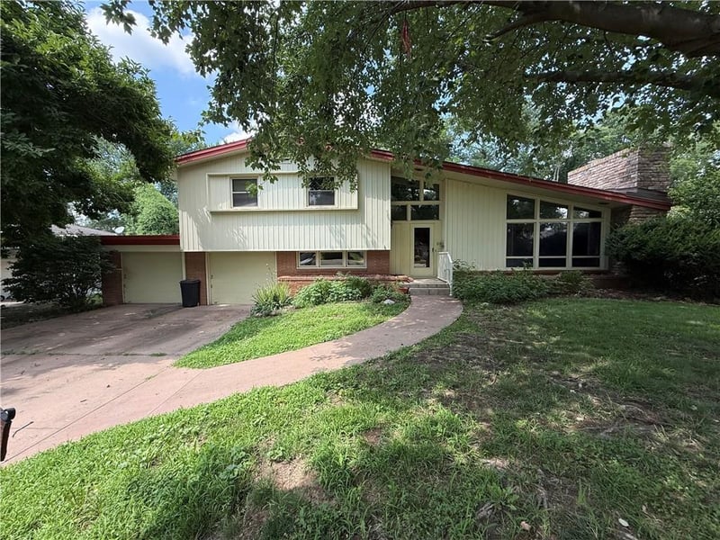 1813 Lovers Lane Heights N/A, St Joseph, MO 64505