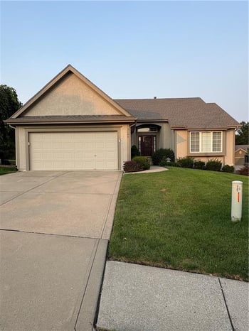3104 86th St, Kansas City, MO 64154