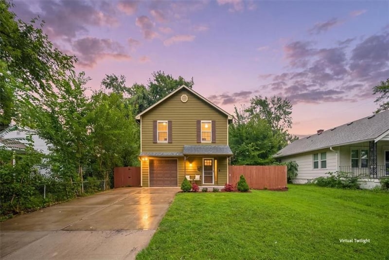 300-B Buchanan St, Olathe, KS 66061