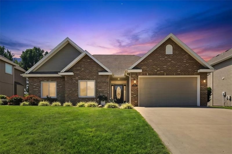 13030 NW Ridgeview Dr, Platte City, MO 64079
