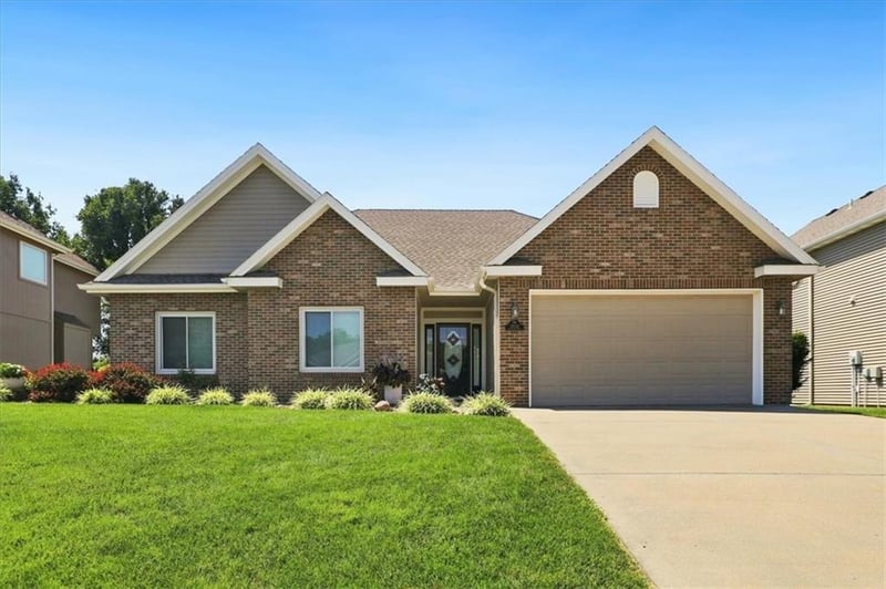 13030 NW Ridgeview Dr, Platte City, MO 64079