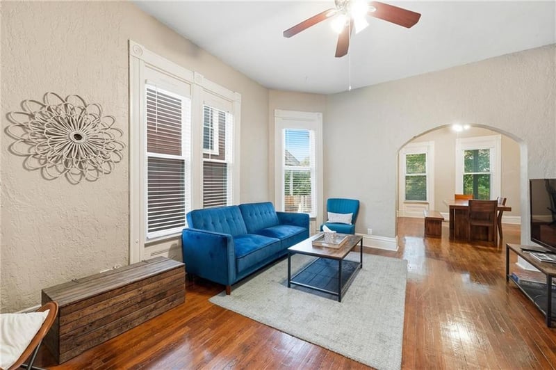 327 Maple Blvd, Kansas City, MO 64124