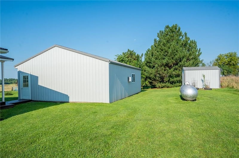 14015 147th St, Pattonsburg, MO 64670