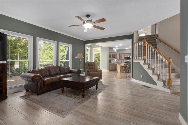 18360 116th St, Olathe, KS 66061