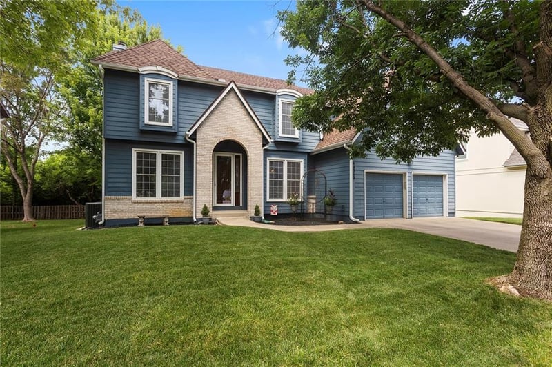 18360 116th St, Olathe, KS 66061