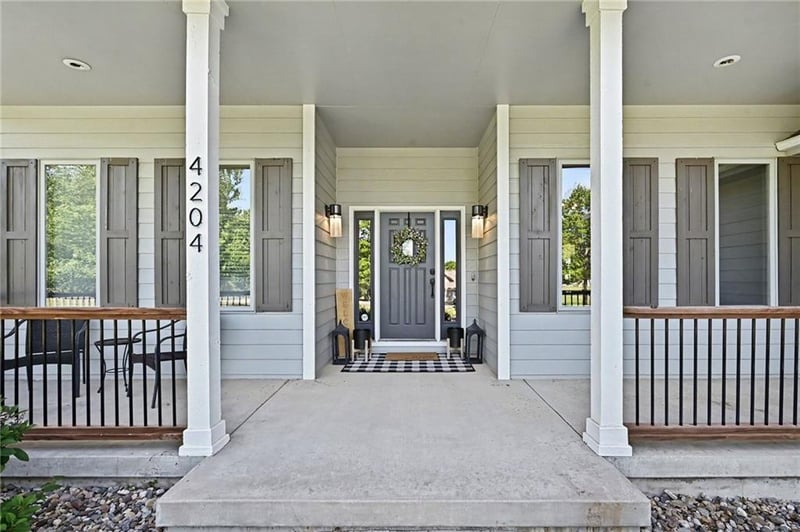 4204 Wingate Cir, Blue Springs, MO 64014