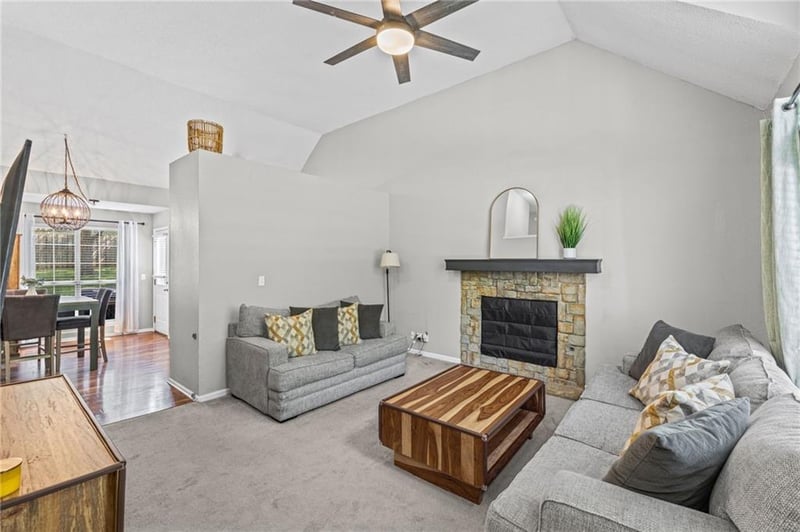 1126 Charlotte Town Rd, Olathe, KS 66061